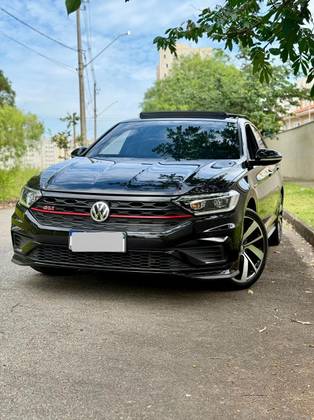 VOLKSWAGEN JETTA 2020