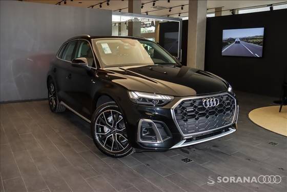 AUDI Q5 2025