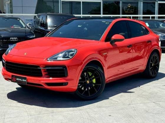 PORSCHE CAYENNE 2021