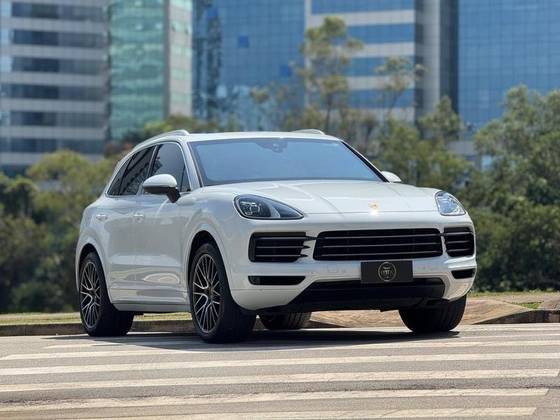 PORSCHE CAYENNE 2019