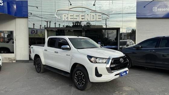 TOYOTA HILUX 2021