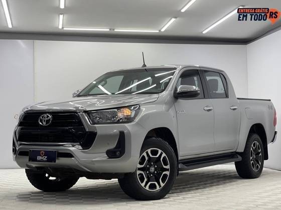 TOYOTA HILUX 2021