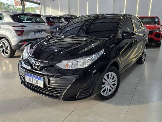 TOYOTA YARIS 2021