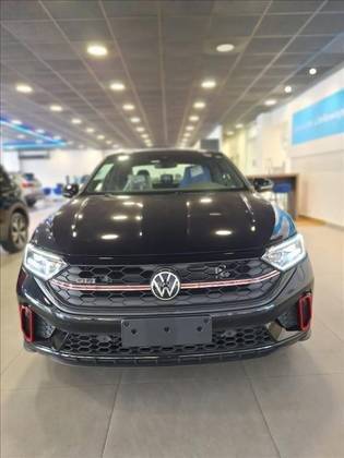 VOLKSWAGEN JETTA 2024