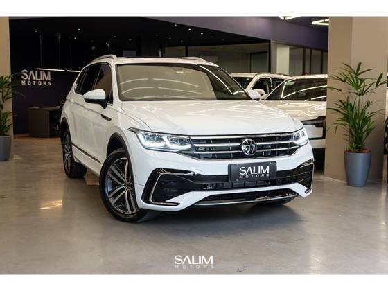 VOLKSWAGEN TIGUAN 2024