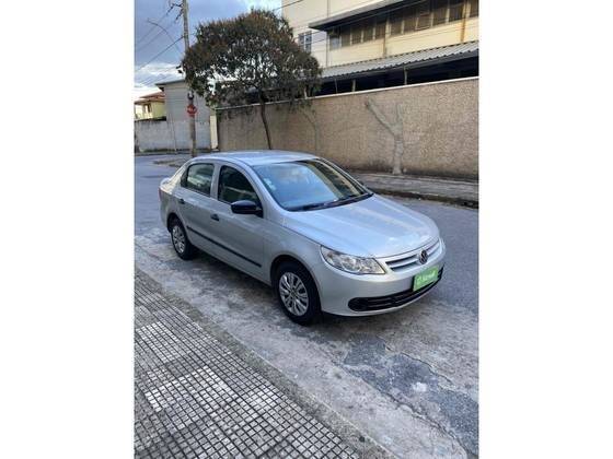 VOLKSWAGEN VOYAGE 2013