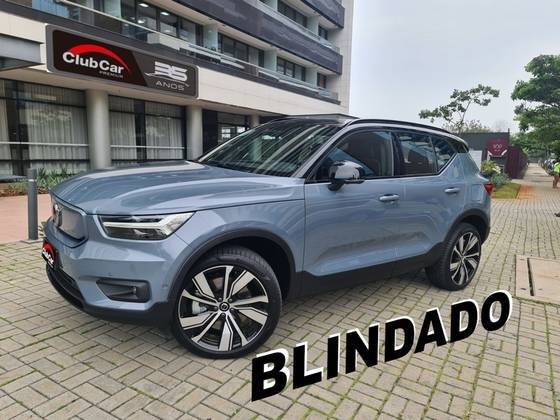 VOLVO XC40 2022
