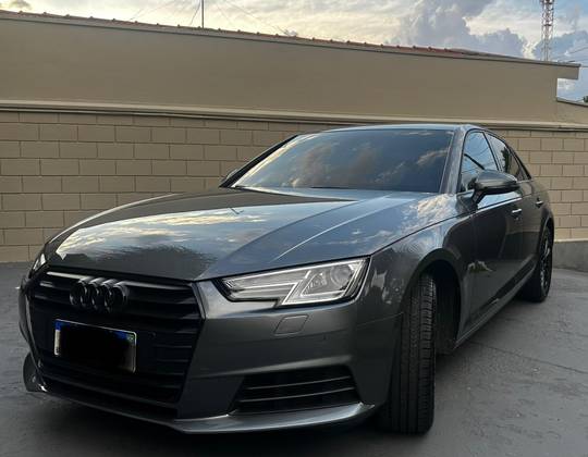 AUDI A4 2018