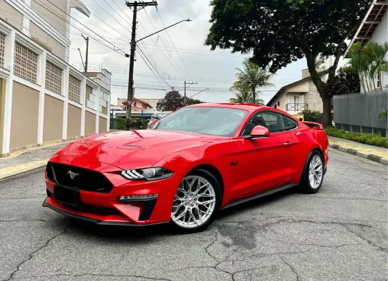 FORD MUSTANG 2018