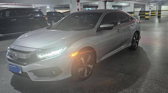 HONDA CIVIC 2017
