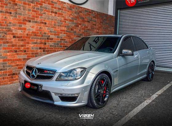 MERCEDES-BENZ C 63 AMG 2012