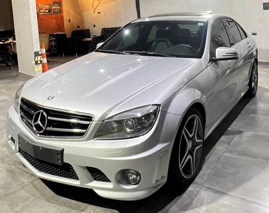 MERCEDES-BENZ C 63 AMG 2009