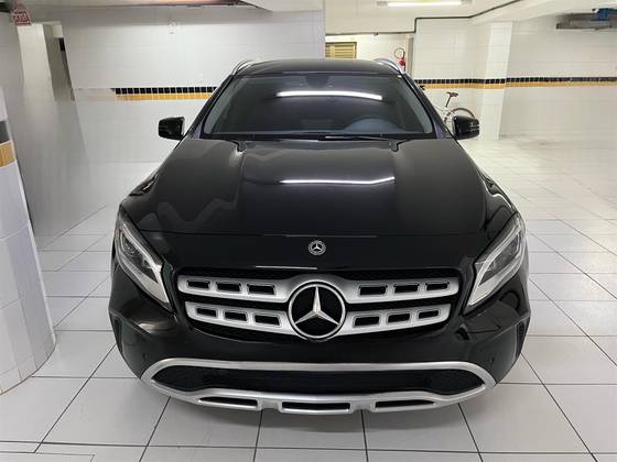 MERCEDES-BENZ GLA 200 2019