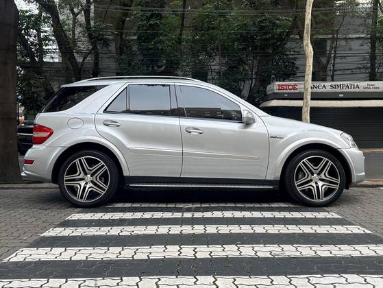 MERCEDES-BENZ ML 63 AMG 2009