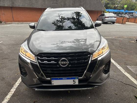 NISSAN KICKS 2023