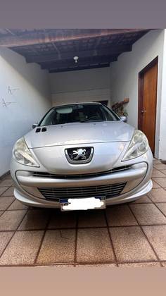 PEUGEOT 207 2012