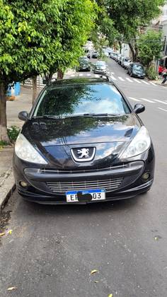 PEUGEOT 207 2010
