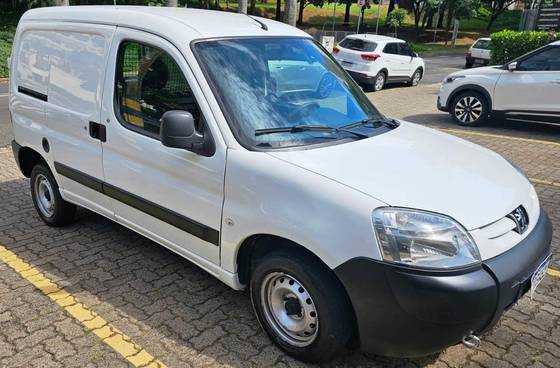 PEUGEOT PARTNER 2022