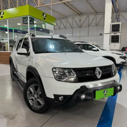 RENAULT DUSTER 2019
