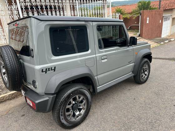 SUZUKI JIMNY 2025