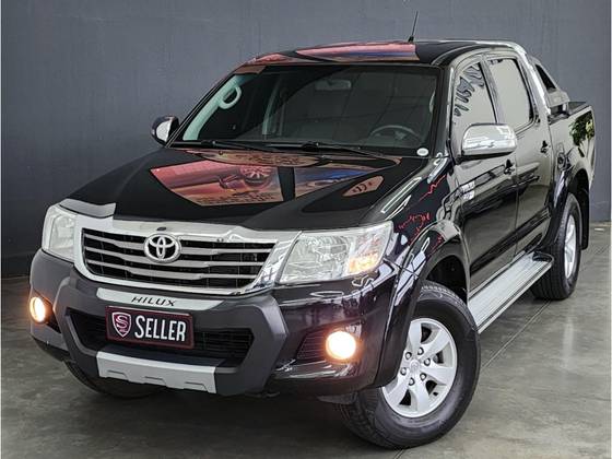 TOYOTA HILUX 2013