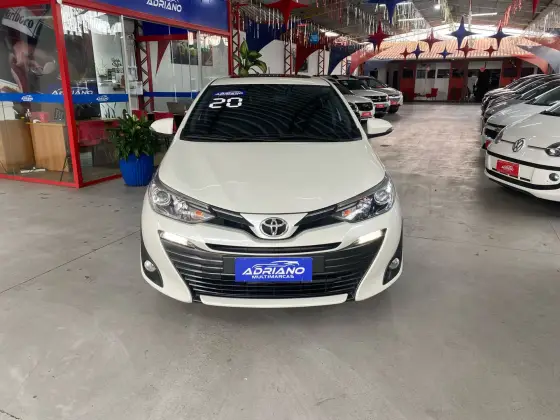 TOYOTA YARIS 2020