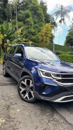 VOLKSWAGEN TAOS 2024