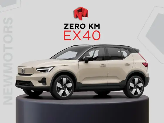 VOLVO EX40 2025