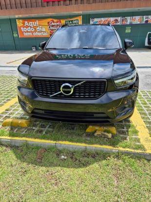 VOLVO XC40 2021
