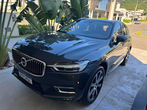 VOLVO XC60 2018
