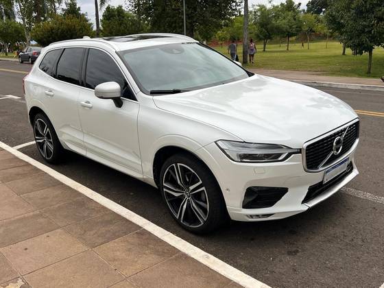 VOLVO XC60 2018