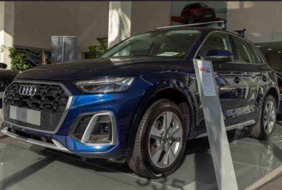 AUDI Q5 2025