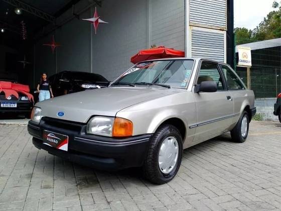 FORD ESCORT 1989