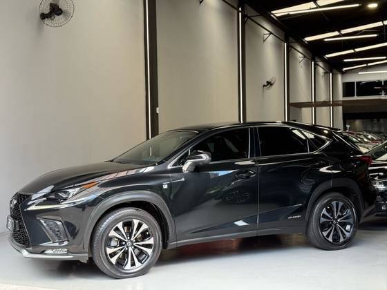 LEXUS NX 300h 2020