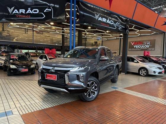 MITSUBISHI L200 TRITON 2025