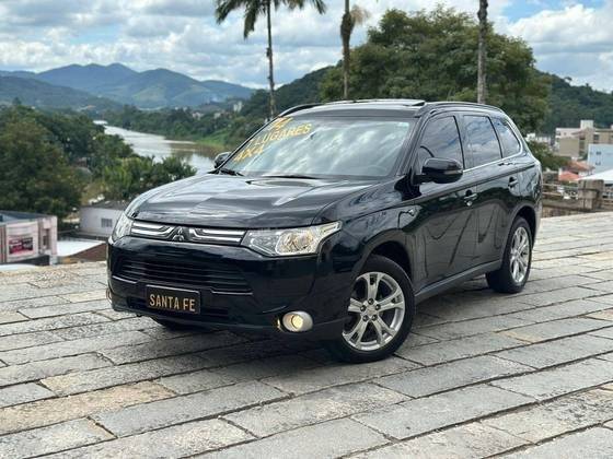 MITSUBISHI OUTLANDER 2014