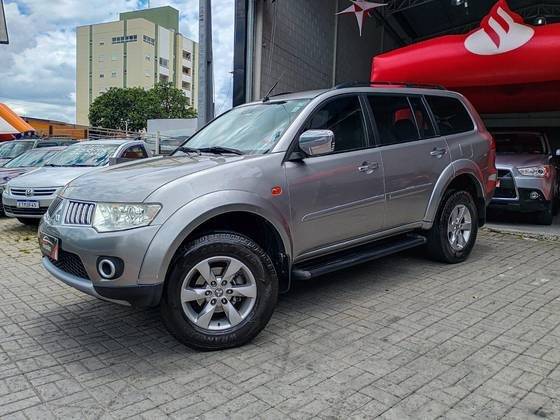 MITSUBISHI PAJERO DAKAR 2013
