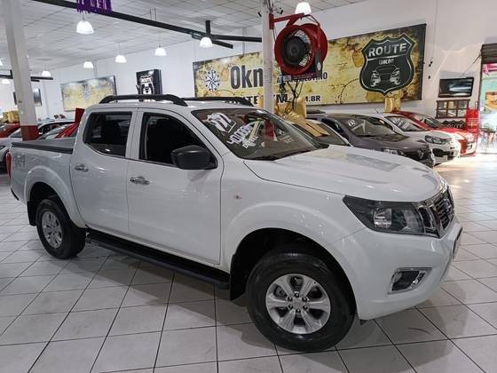 NISSAN FRONTIER 2022