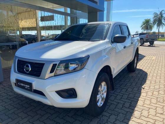 NISSAN FRONTIER 2022