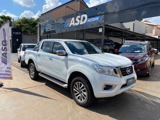 NISSAN FRONTIER 2021