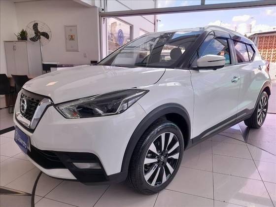 NISSAN KICKS 2021