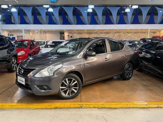 NISSAN VERSA 2018
