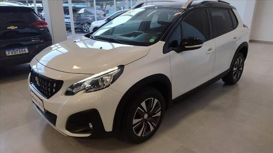 PEUGEOT 2008 2023