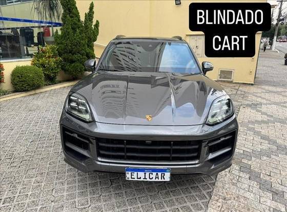 PORSCHE CAYENNE 2024