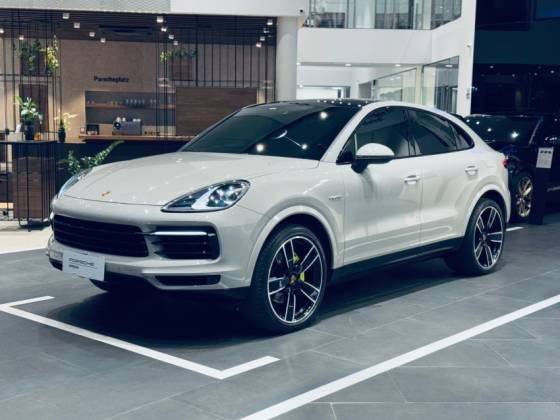 PORSCHE CAYENNE 2022