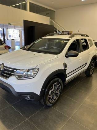 RENAULT DUSTER 2025