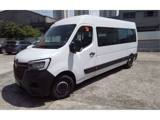 RENAULT MASTER 2023