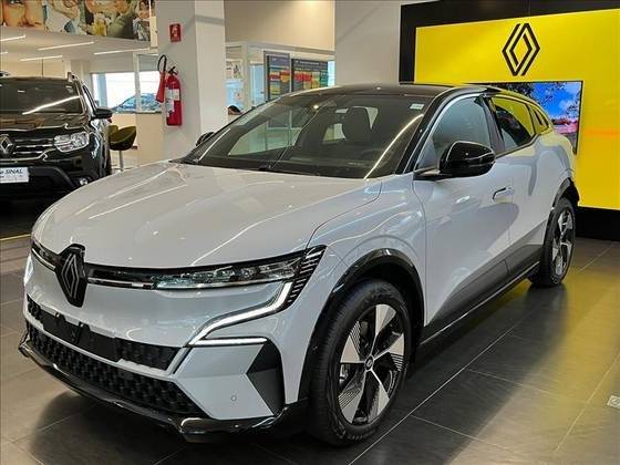 RENAULT MEGANE 2024