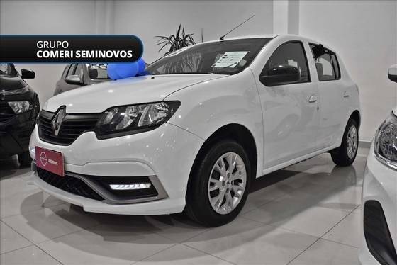 RENAULT SANDERO 2023