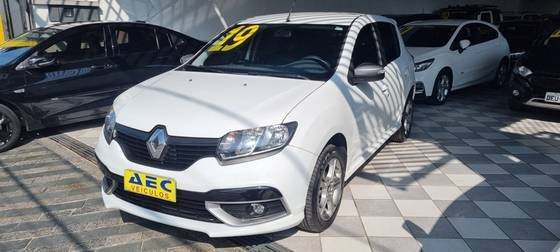 RENAULT SANDERO 2019